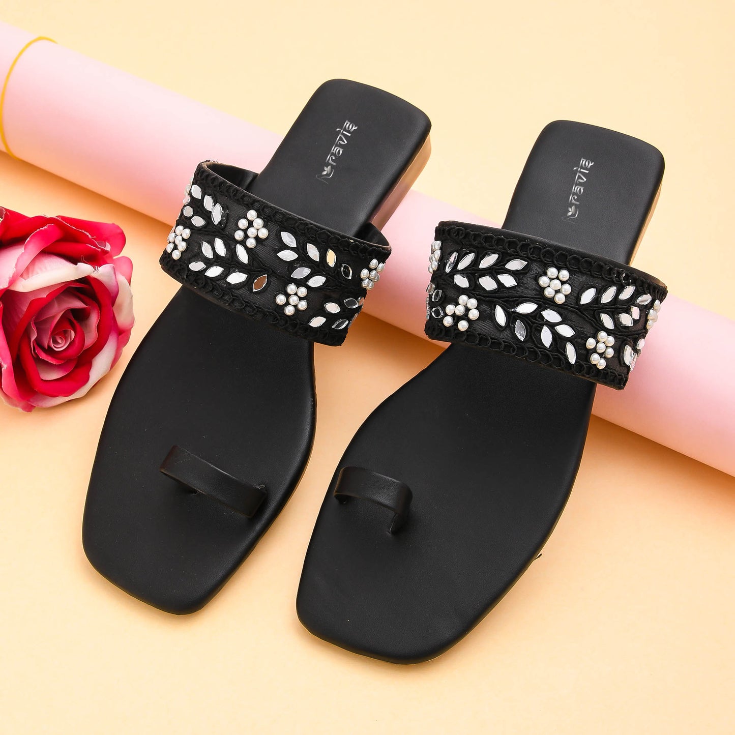 RAVIS SparkToe Black Toe-Ring Ethnic Flats for Women