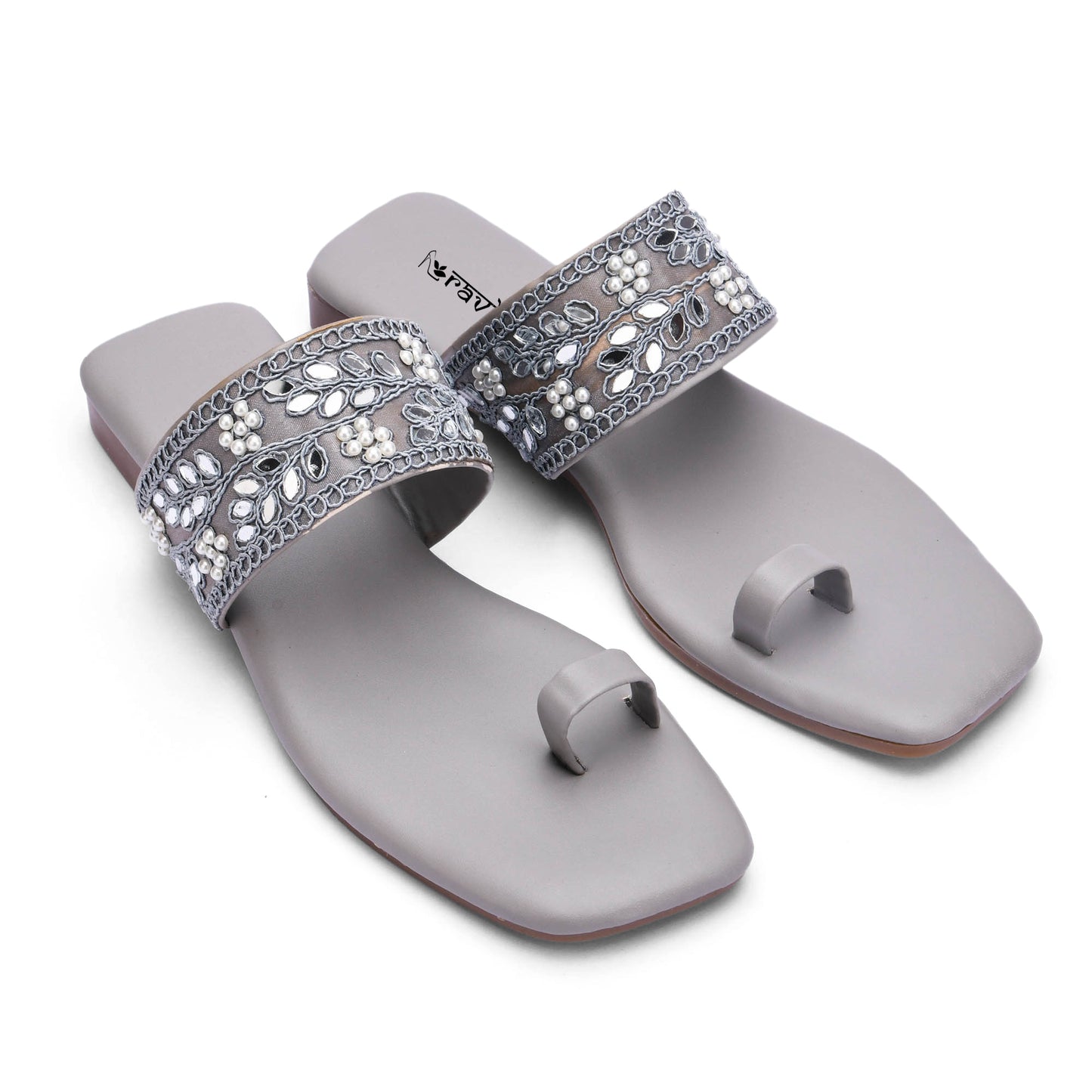 RAVIS SparkToe Black Toe-Ring Ethnic Flats for Women