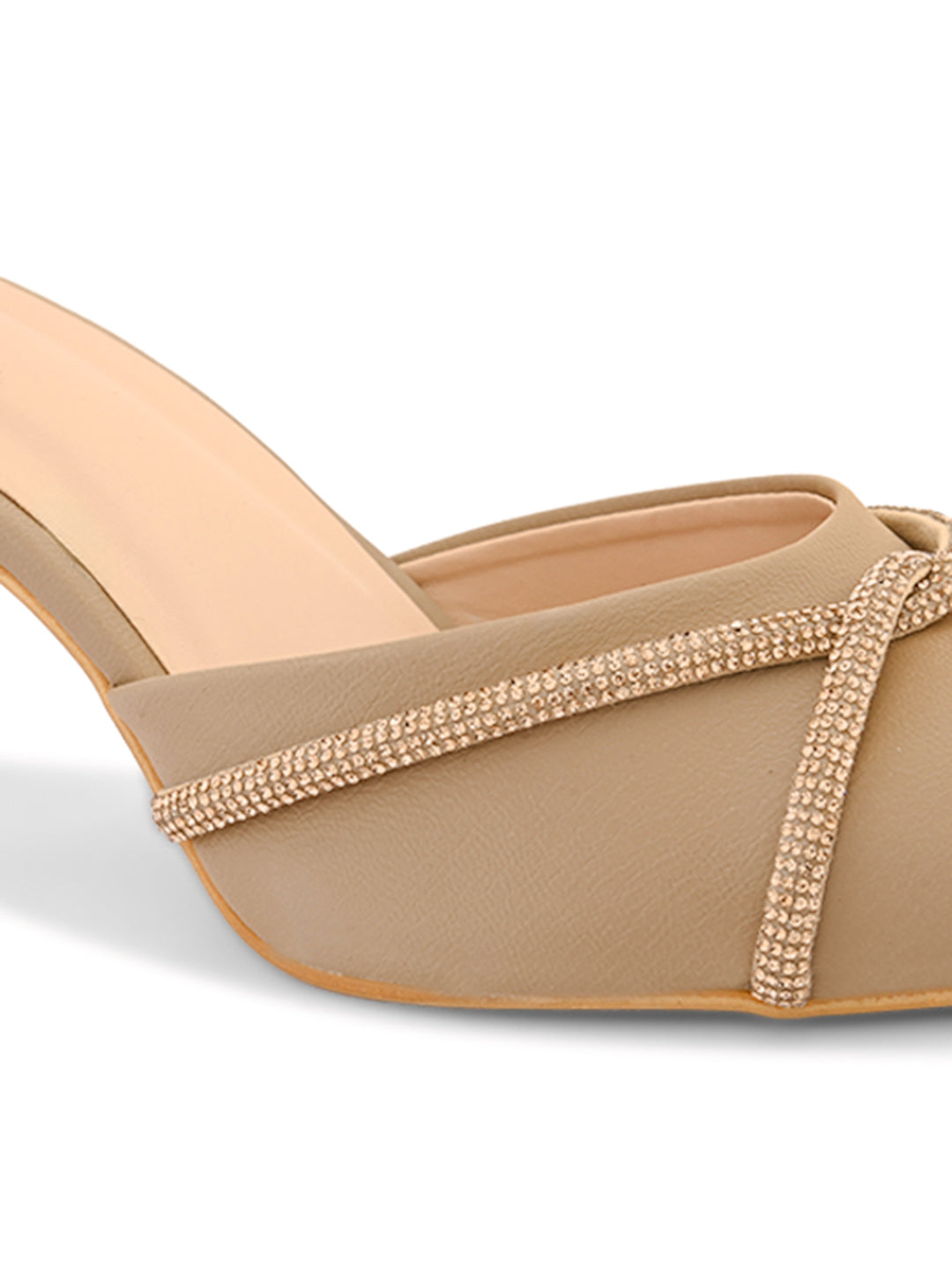Ravis Ethnic Pointed Heels for Women – Traditional Party Wear Slip-Ons