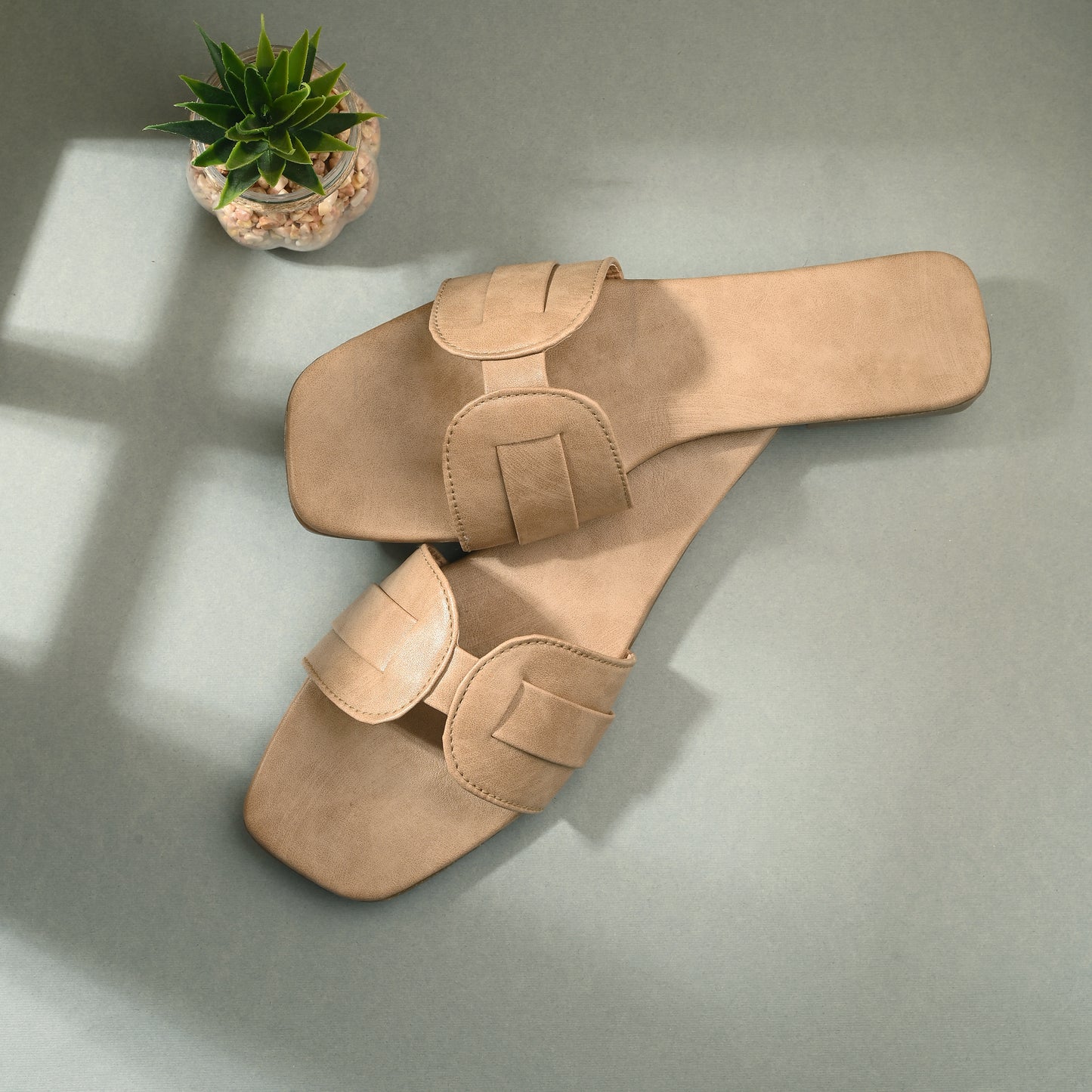 Ravis Minimal Toe-Ring Flat Slippers – Everyday Slip-On Comfort Sandals for Women