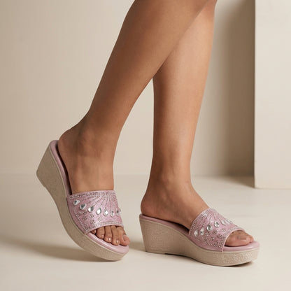 pink model 
