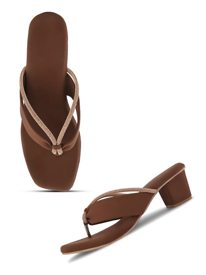 Ravis v shape chain heel