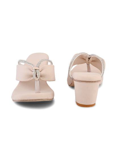 Ravis v shape chain heel