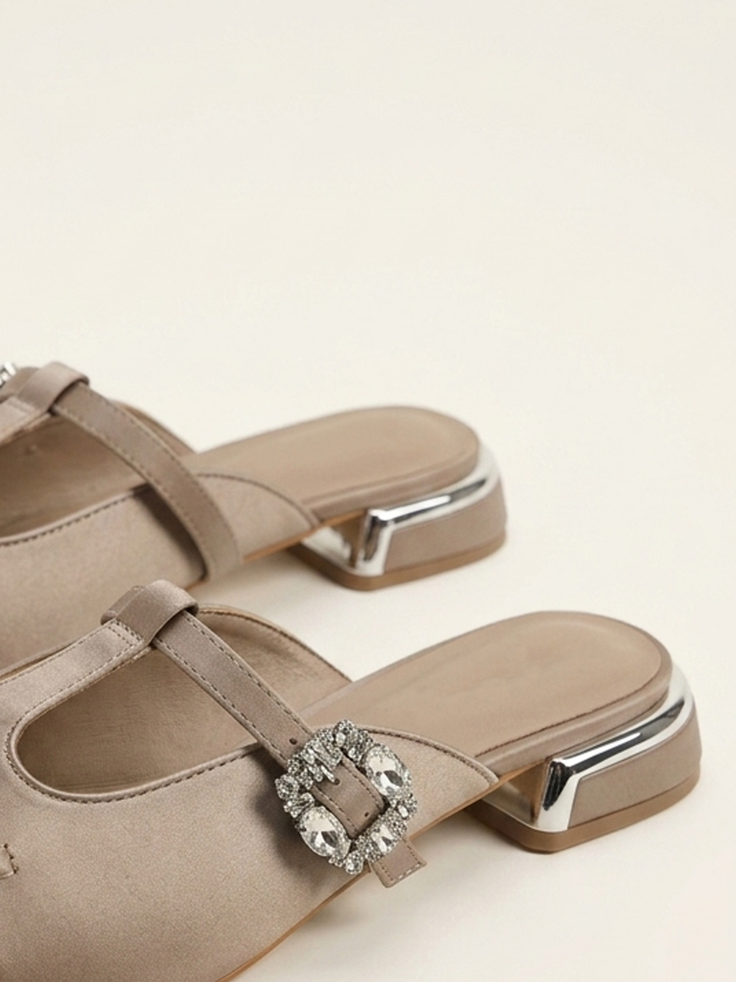 Beige | Crystal Muse Loafers