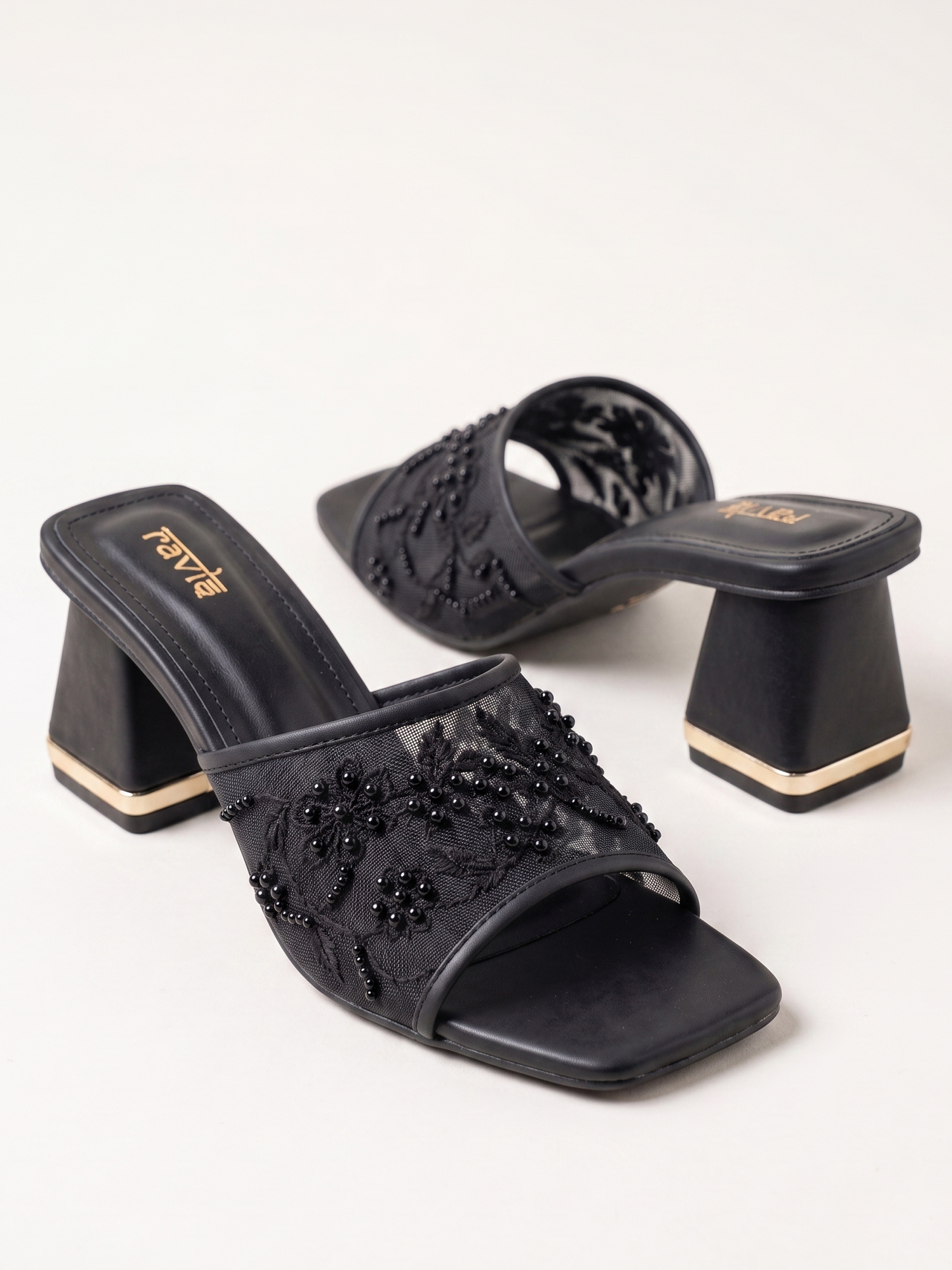 Black | Creative03