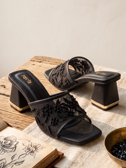 Black | Creative01