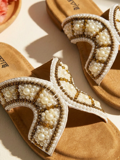 Cream Meets Style Slipper for Women Close Up Detail Ravis Footwear