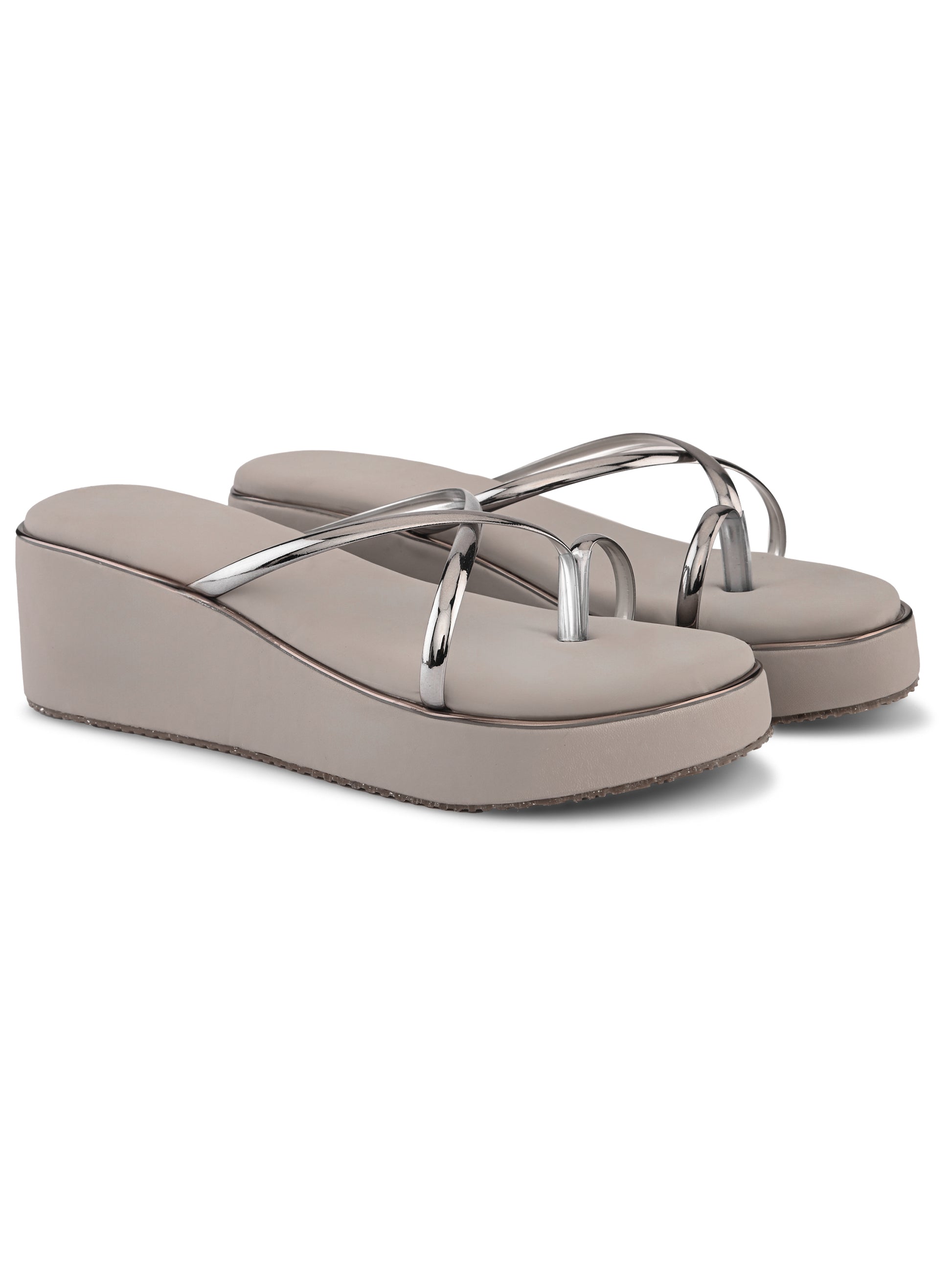 khaki close | Cloudwalk