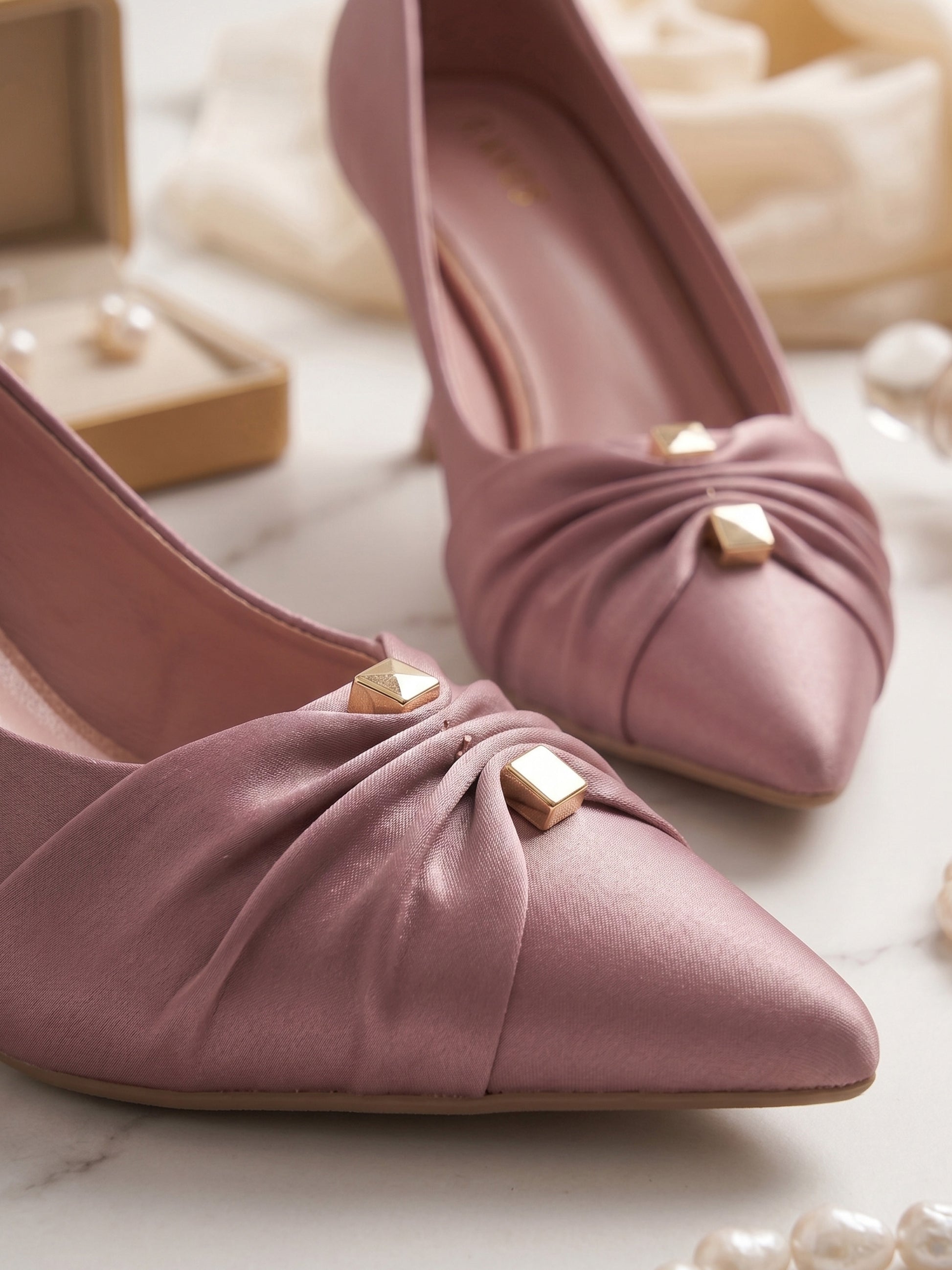 Woodrose | Twist Charm Heels