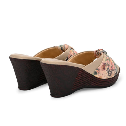 Plateform heel