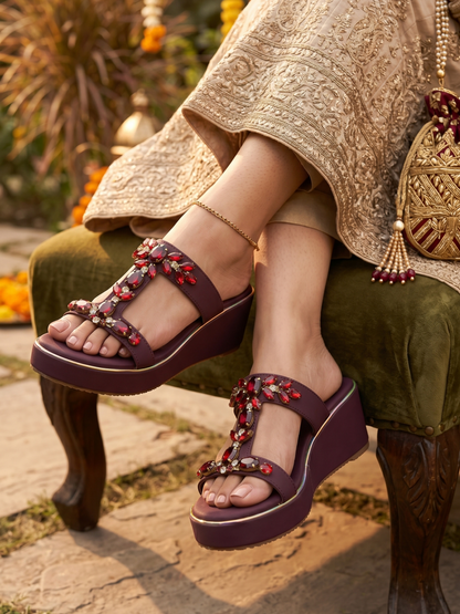 AuraSpark Ethnic Wedge
