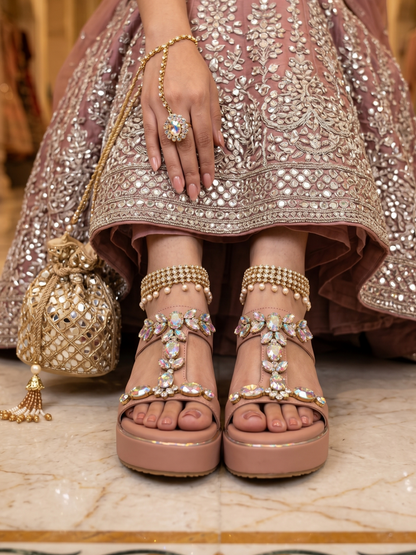 AuraSpark Ethnic Wedge