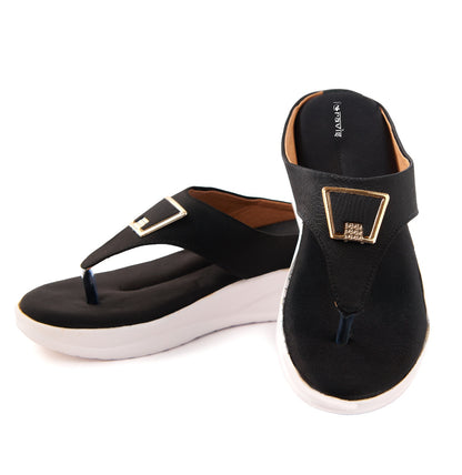 Panga Buckle Slipper