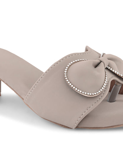 Ravis Bow Chain Heel