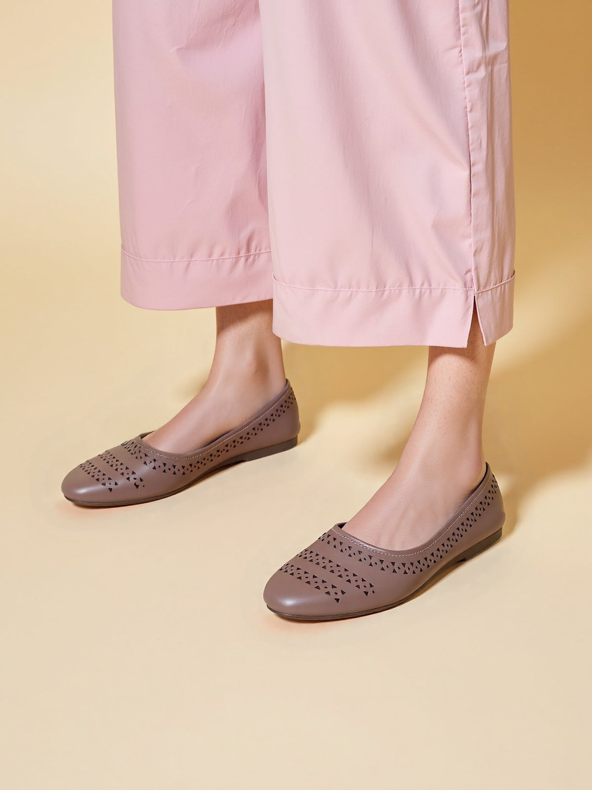 RAVIS DotAura Jutti Flats – Elegant Perforated Design for Daily Comfort