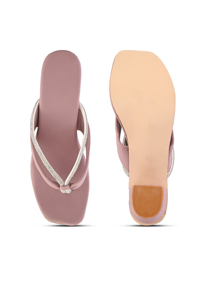 Ravis v shape chain heel